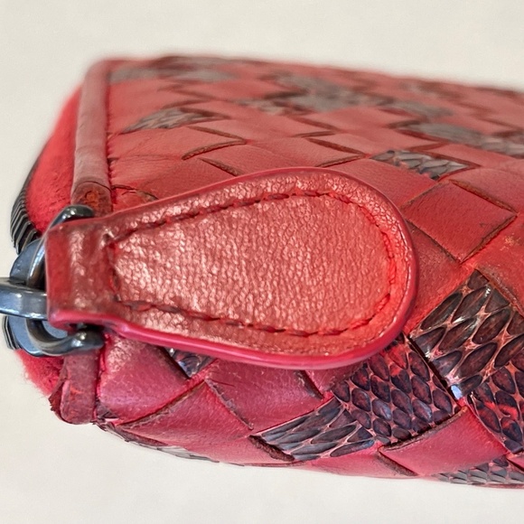 BOTTEGA VENETA Bottega Red Intrecciato Woven Nappa Leather/Snakeskin - Preowned - Picture 6 of 16